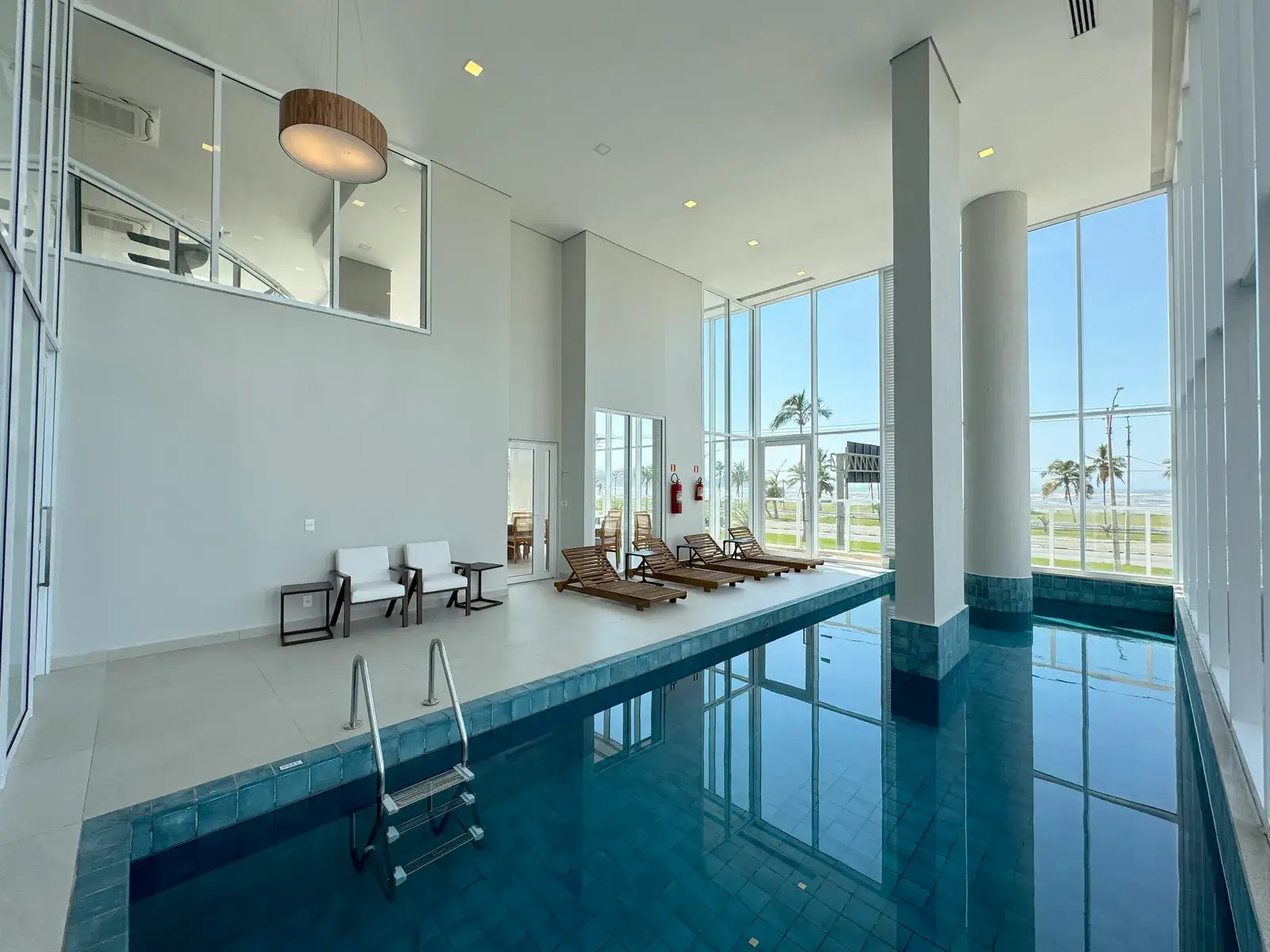 Piscina Coberta e Aquecida