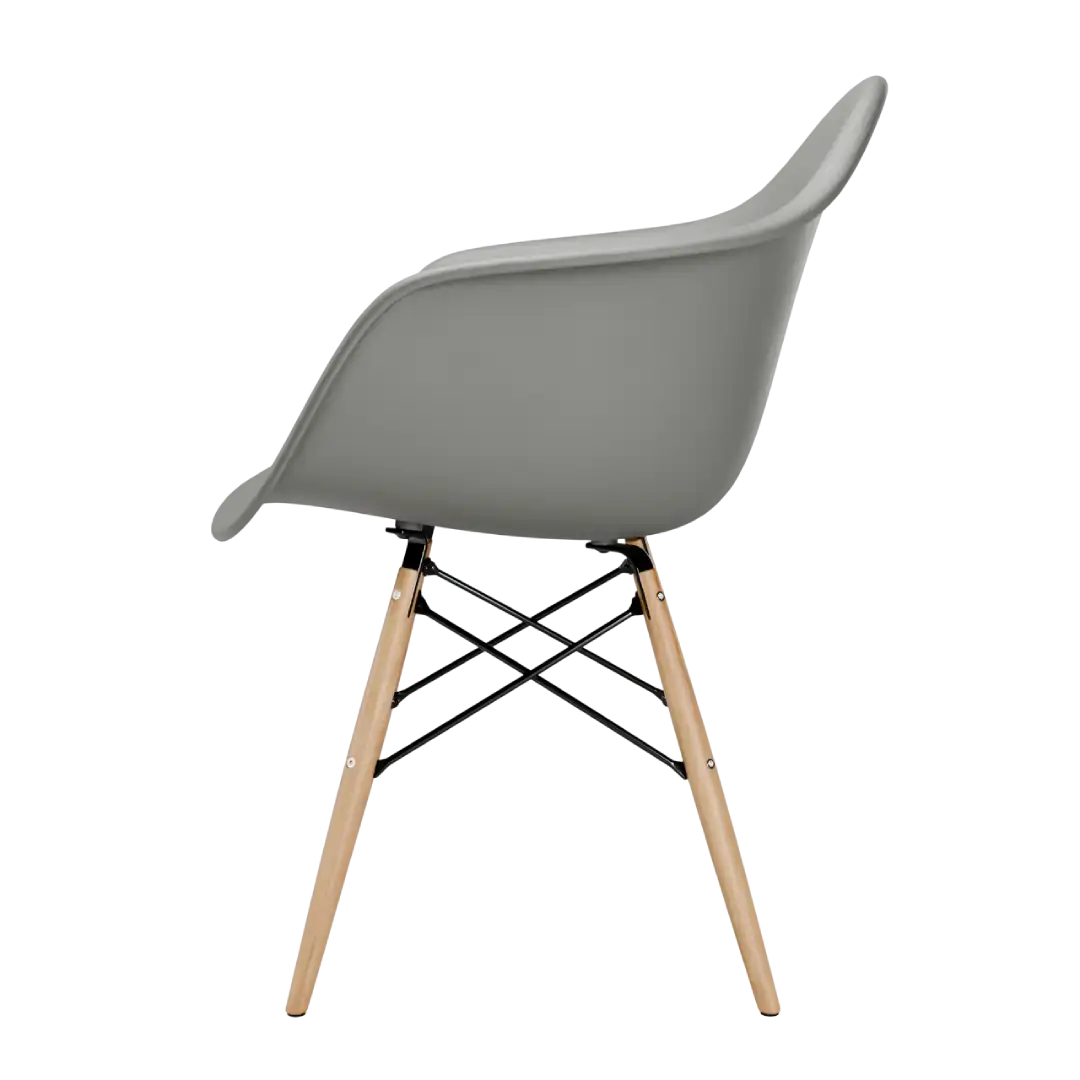 Cadeira Arm DSW Madeira