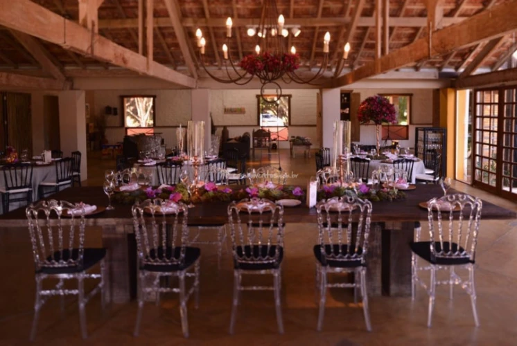 Cadeira Royal Premium Policarbonato