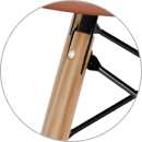 Estrutura de fixação: buchas, feltro adesivo e parafusos em aço inox.