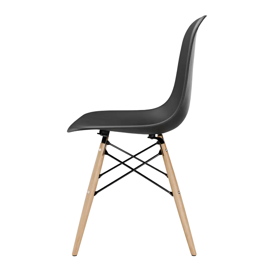 Cadeira Eames DSW Madeira